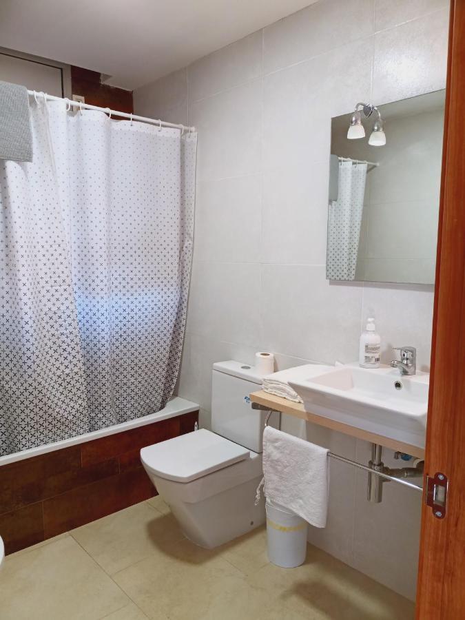 Chalet Amplio Con Jardin Y Zona Barbacoa. Реус Экстерьер фото