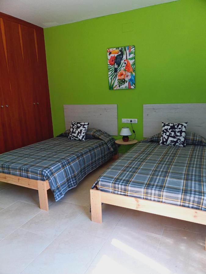 Chalet Amplio Con Jardin Y Zona Barbacoa. Реус Экстерьер фото